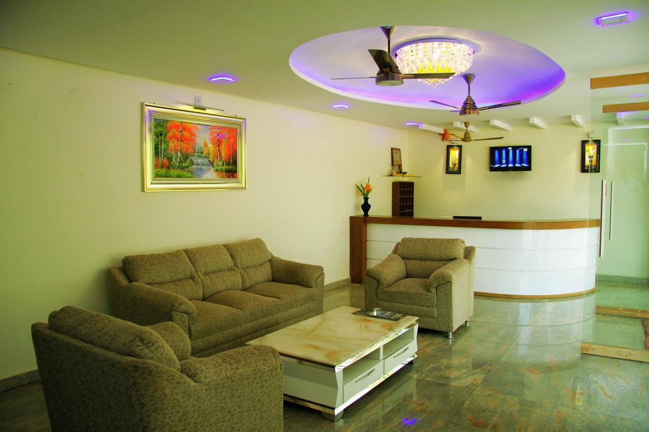 Hotel Kateel International Karkal Zewnętrze zdjęcie